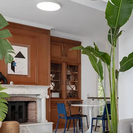 The Southern Mansion Apartment *